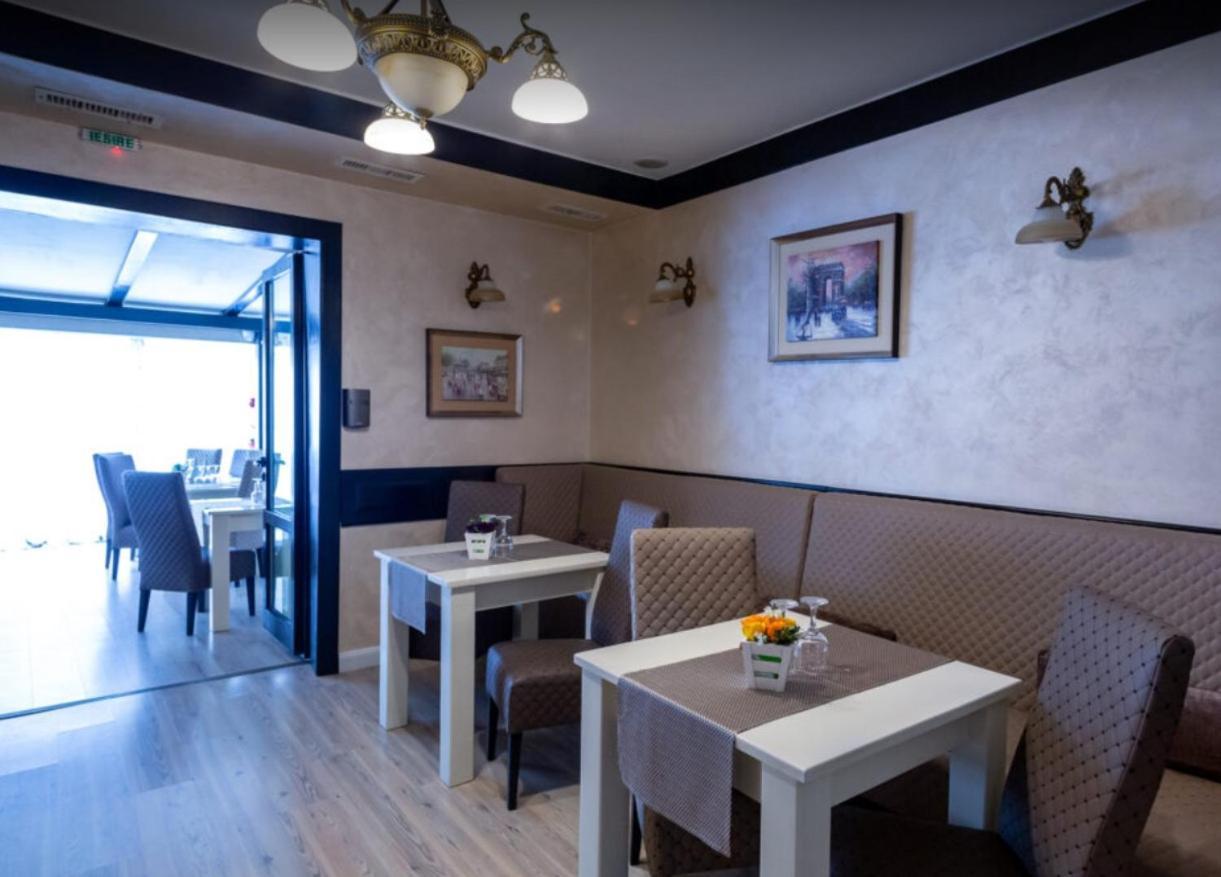Pensiune Turistica Tosca Bacău Buitenkant foto